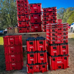milwaukee tool pallets
